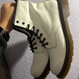 Brand new doc martins 38 Eu